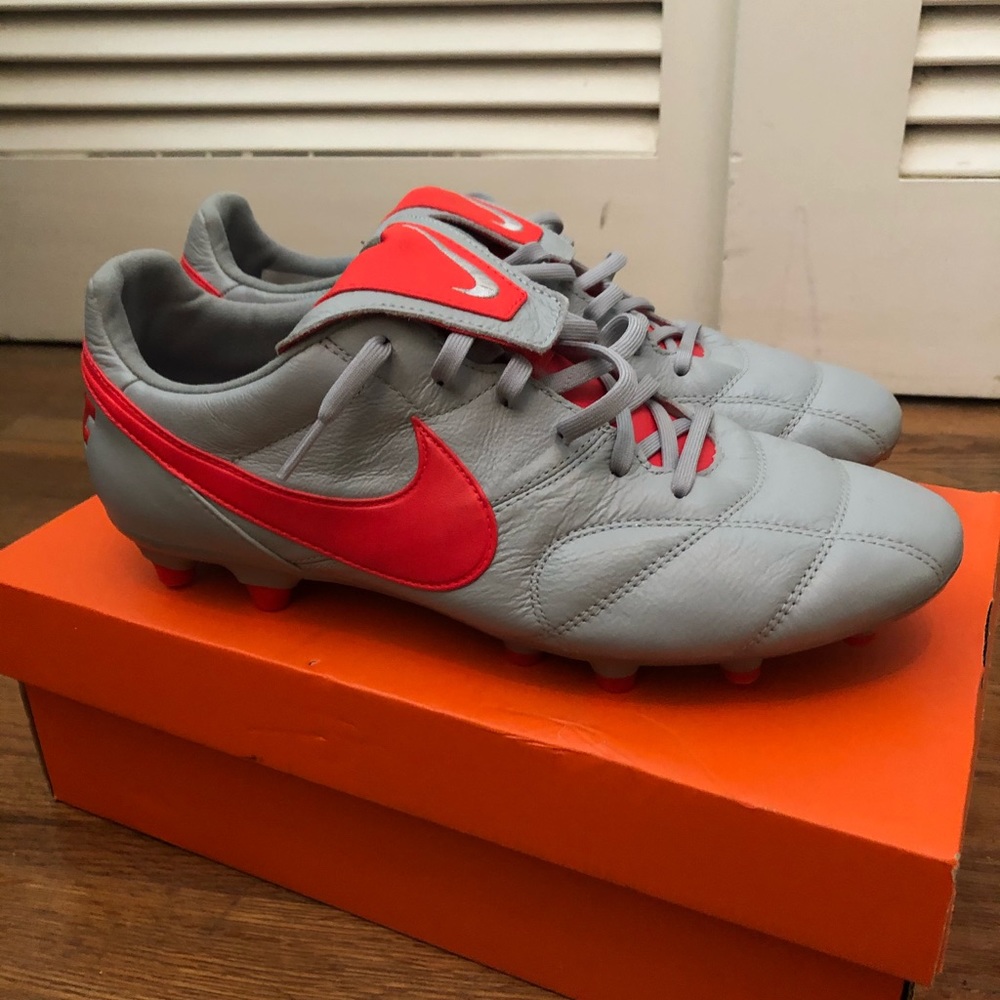 Nike Tiempo Legends